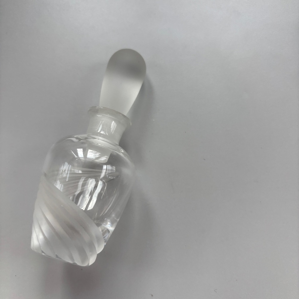 VTG Lenox Windswept Crystal Perfume Bottle Lead Crystal Made in USA Frosted Clea - Picture 3 of 14